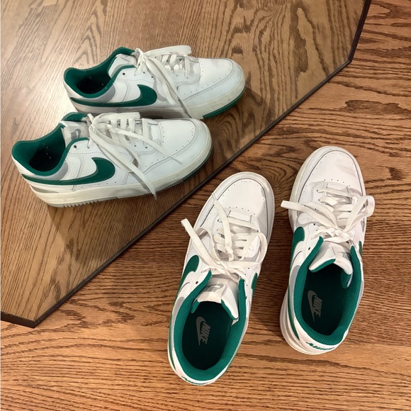 Nike women White and Green Gamma Force Sneakers | Size 9 - Picture 4 of 4